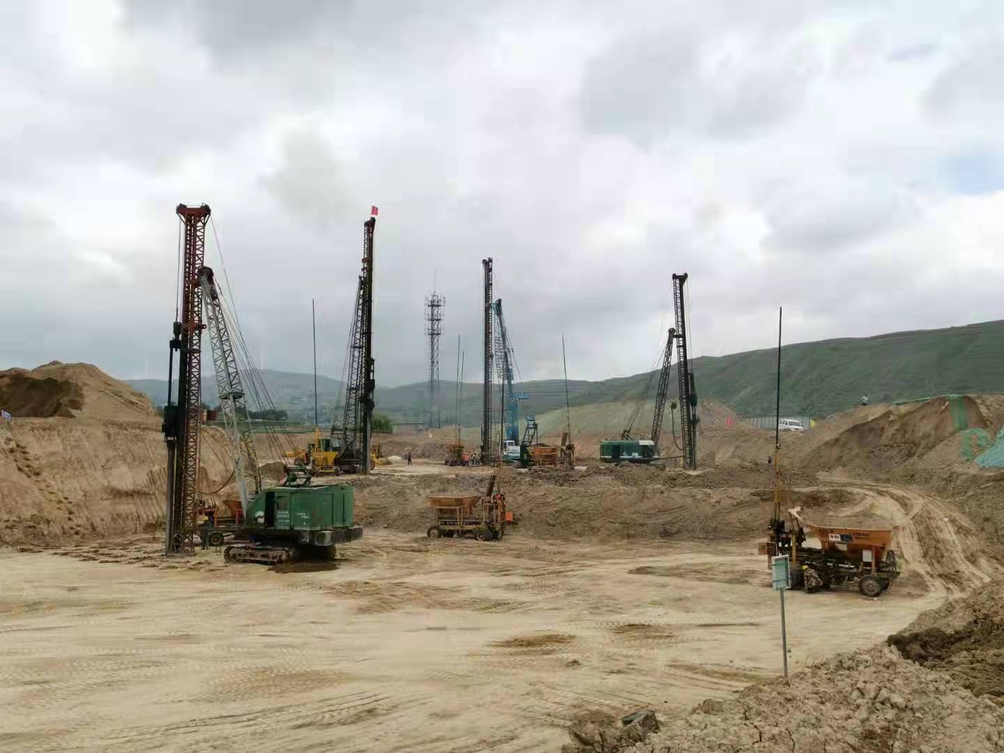 工地噪声扰民怎么办？专业治理方案助你告别噪音困扰